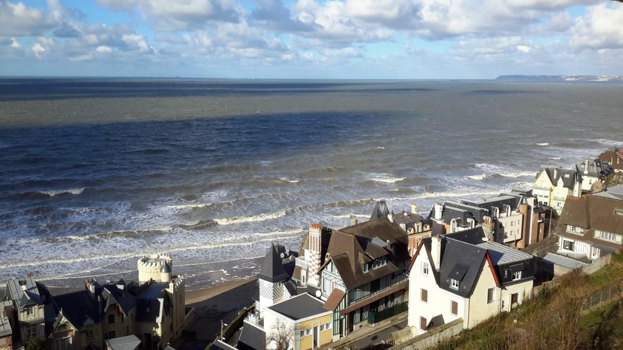 Residence "Les Tamaris" Trouville-sur-Mer Eksteriør bilde